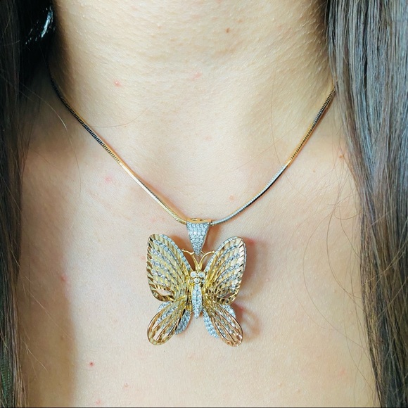 Butterfly Necklace - Picture 8 of 8